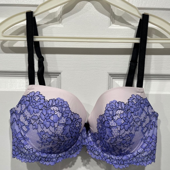 Victoria’s Secret Dream Angels bra.  Perfect condition.  32DD - Picture 1 of 5